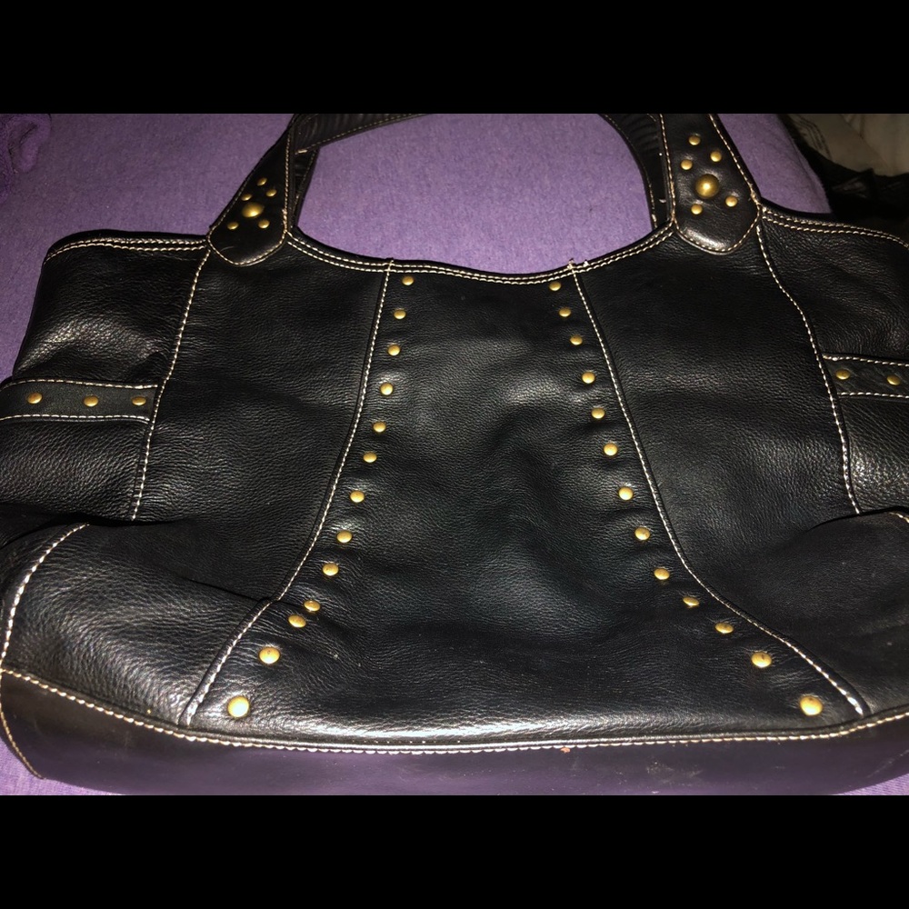 Kenneth Cole Reaction leather purse!!